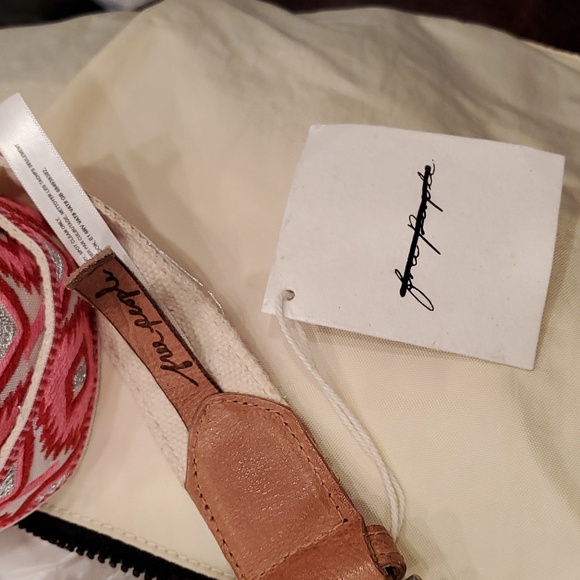 Free People NWT Moving to Mars Handmade Belt Pink - Picture 4 of 5